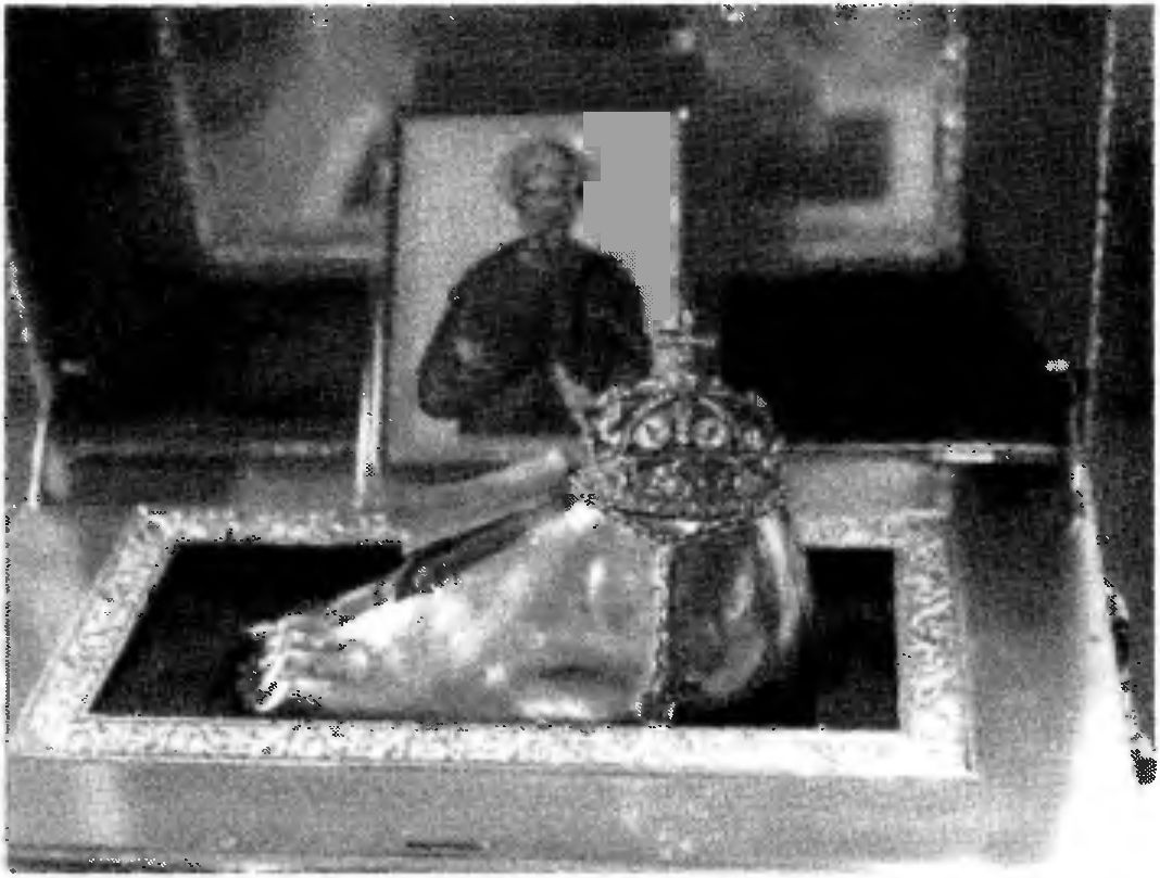 топа св. ап. Андрея. РеликвариО.Русский Свято-Пантелеимонов монастырь. Афон